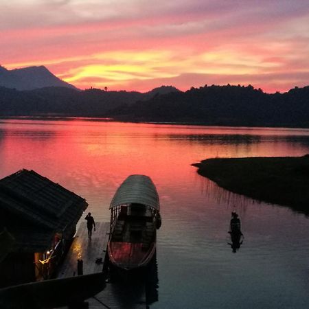 Nirvana Archipel Resort Ванг-Виенг Экстерьер фото