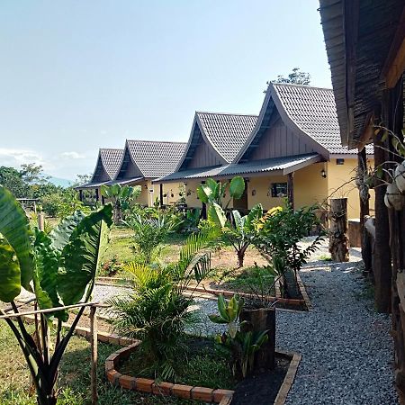 Nirvana Archipel Resort Ванг-Виенг Экстерьер фото