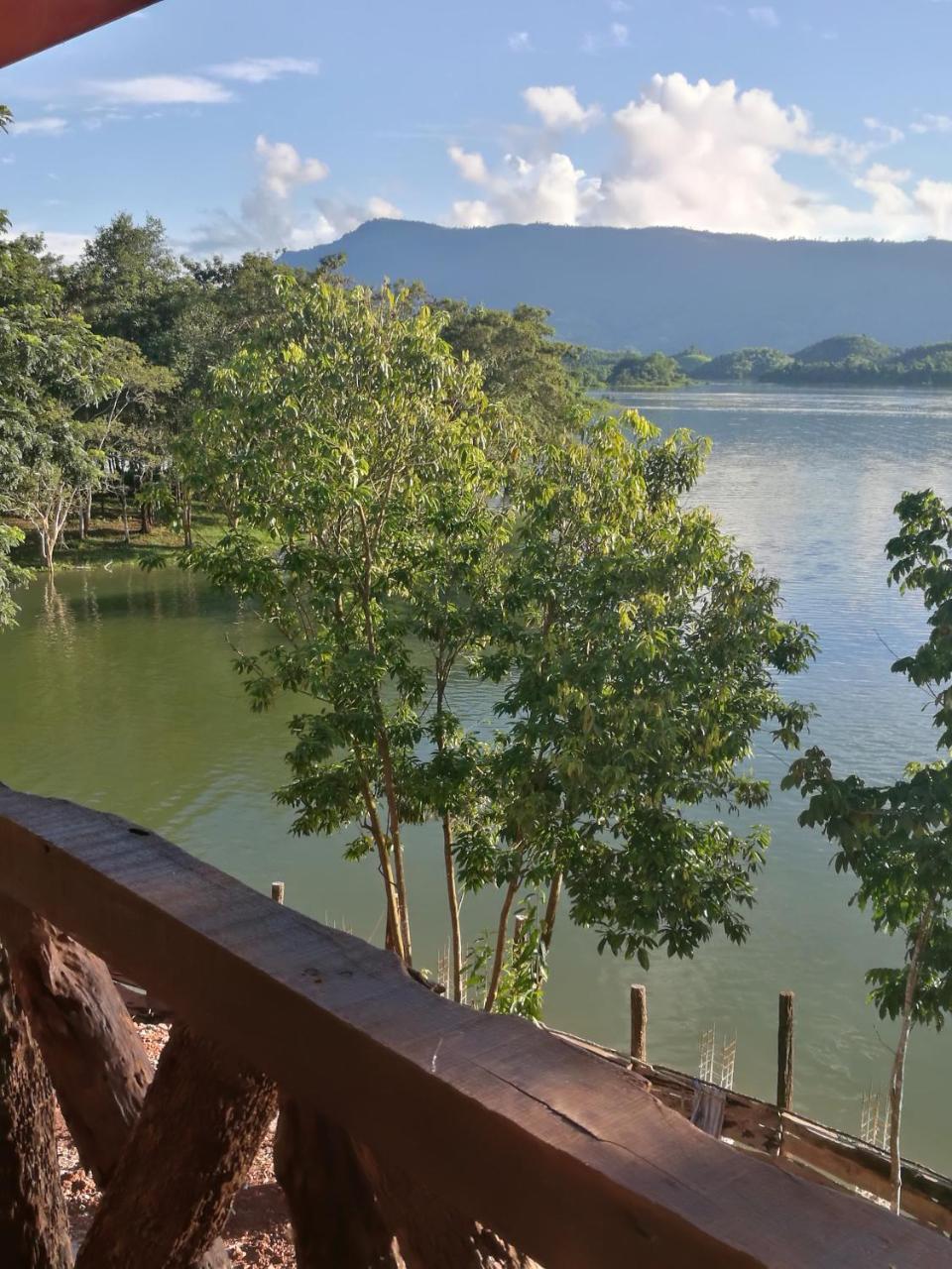 Nirvana Archipel Resort Ванг-Виенг Экстерьер фото