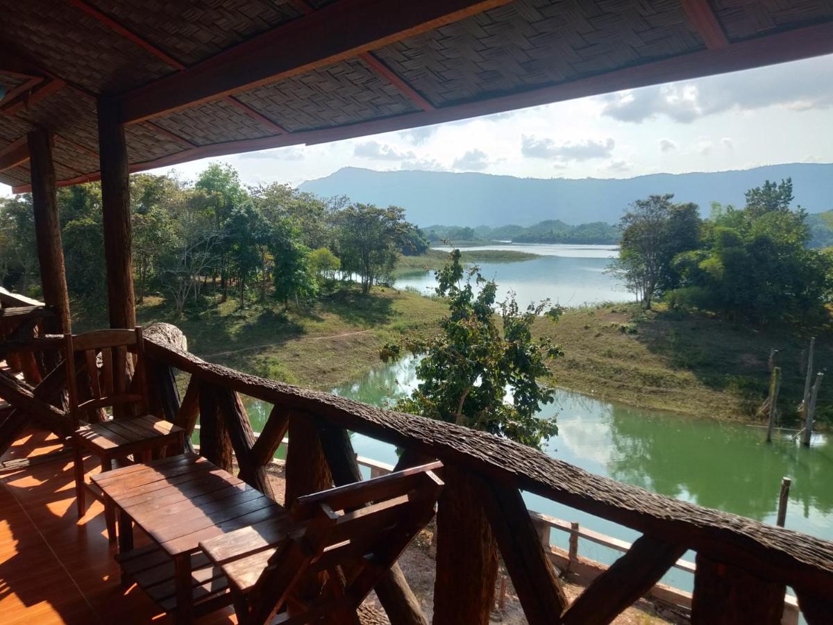 Nirvana Archipel Resort Ванг-Виенг Экстерьер фото
